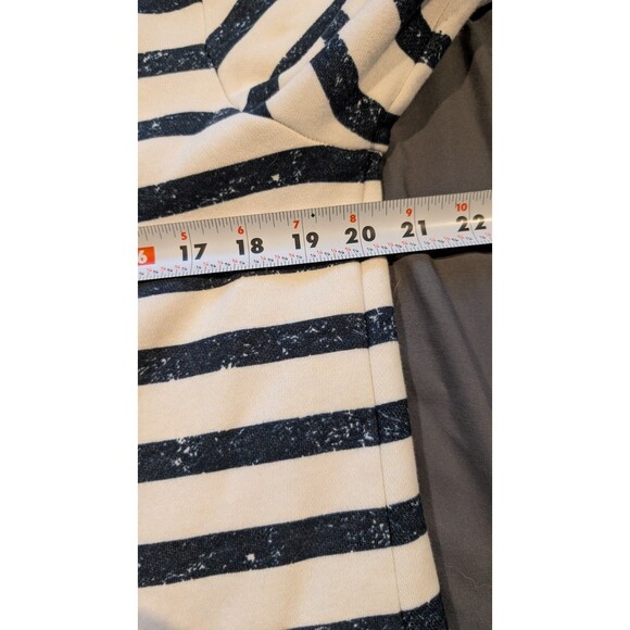 LL BEAN Signature Women's Blue Striped Hoodie MEDIUM Soft Cotton-Poly Blend - Picture 6 of 7